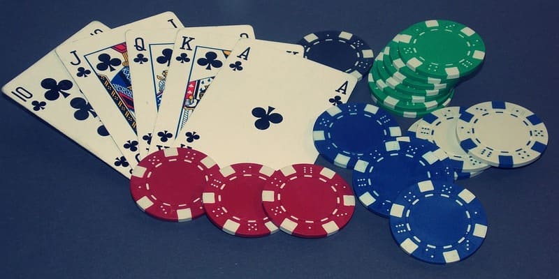 Giới thiệu vài nét chung về game Poker tại nhà cái